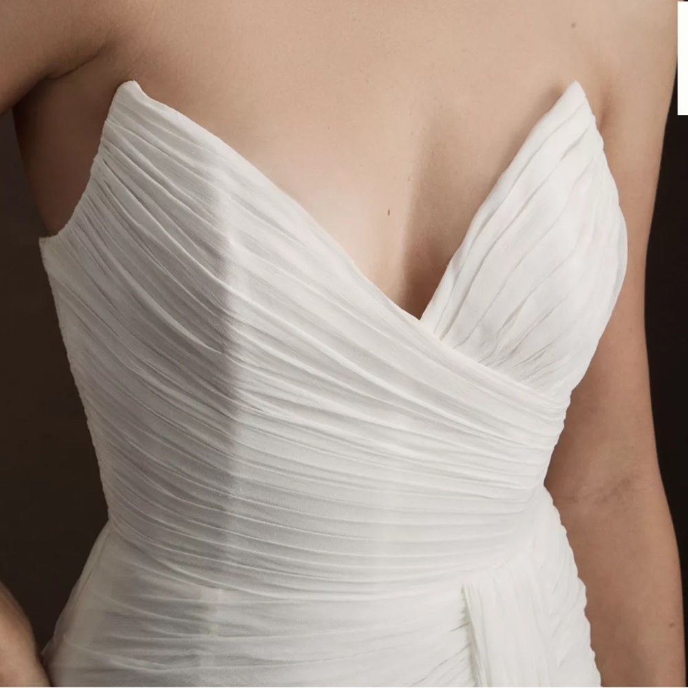 WATTERS Lupine Strapless Sweetheart Mesh Sheath Wedding Gown – Size 0 - Picture 3 of 11